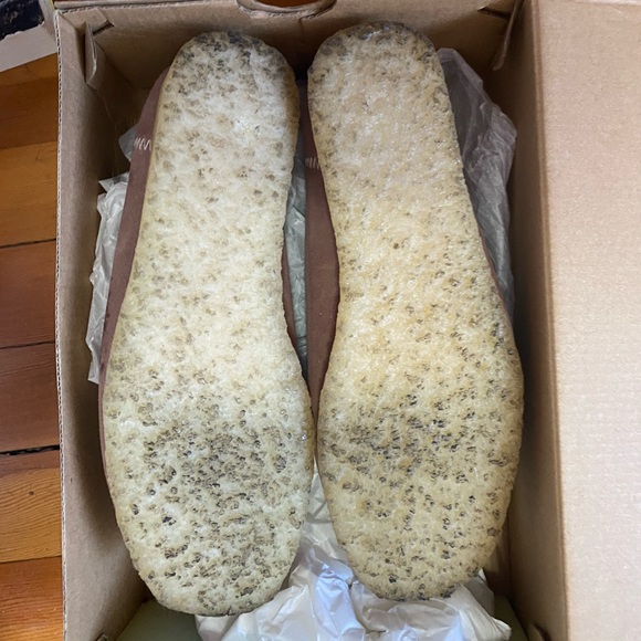 Dusty rose Clark’s wallabies size 8 - Picture 4 of 4